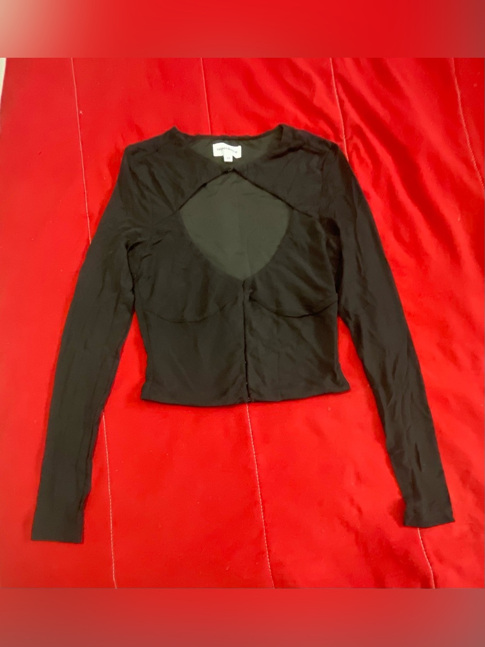 superdown Black Long-Sleeve Crop Top